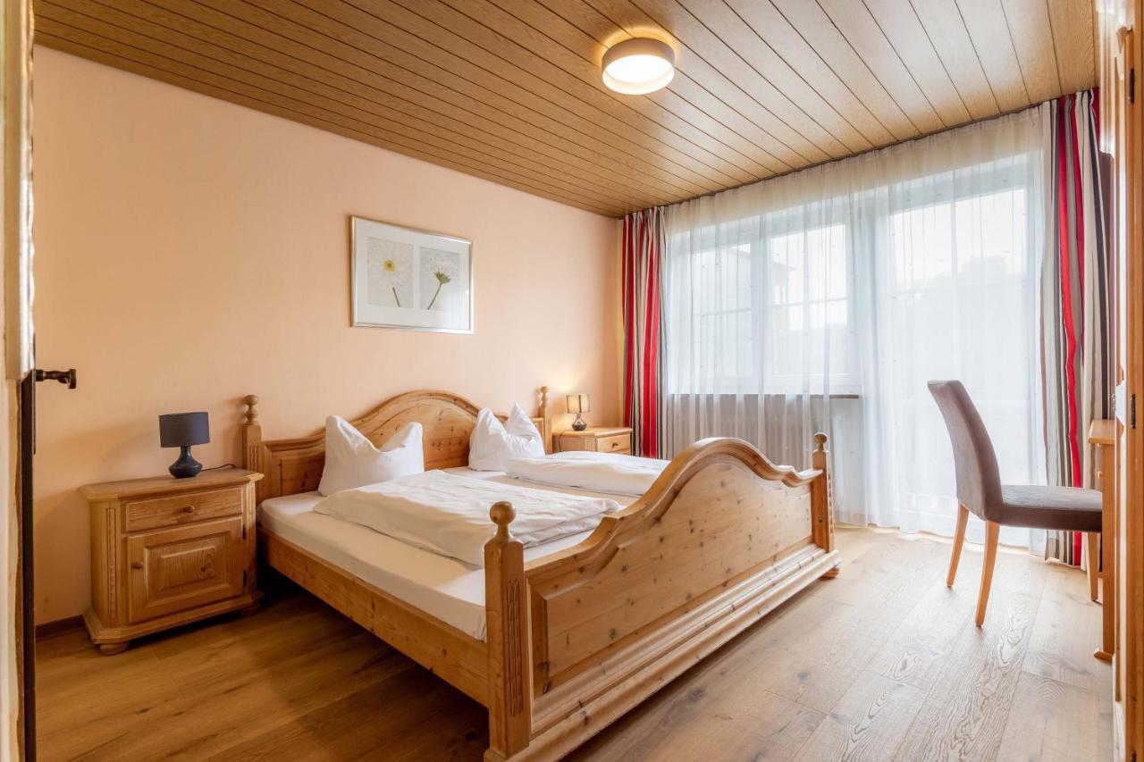 Landgasthof Moser & Restaurant Bootshaus Windorf  Екстер'єр фото