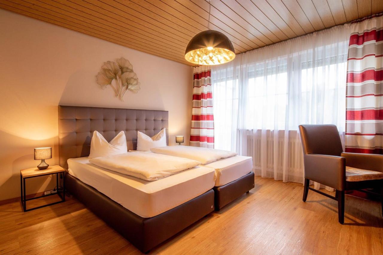 Landgasthof Moser & Restaurant Bootshaus Windorf  Екстер'єр фото