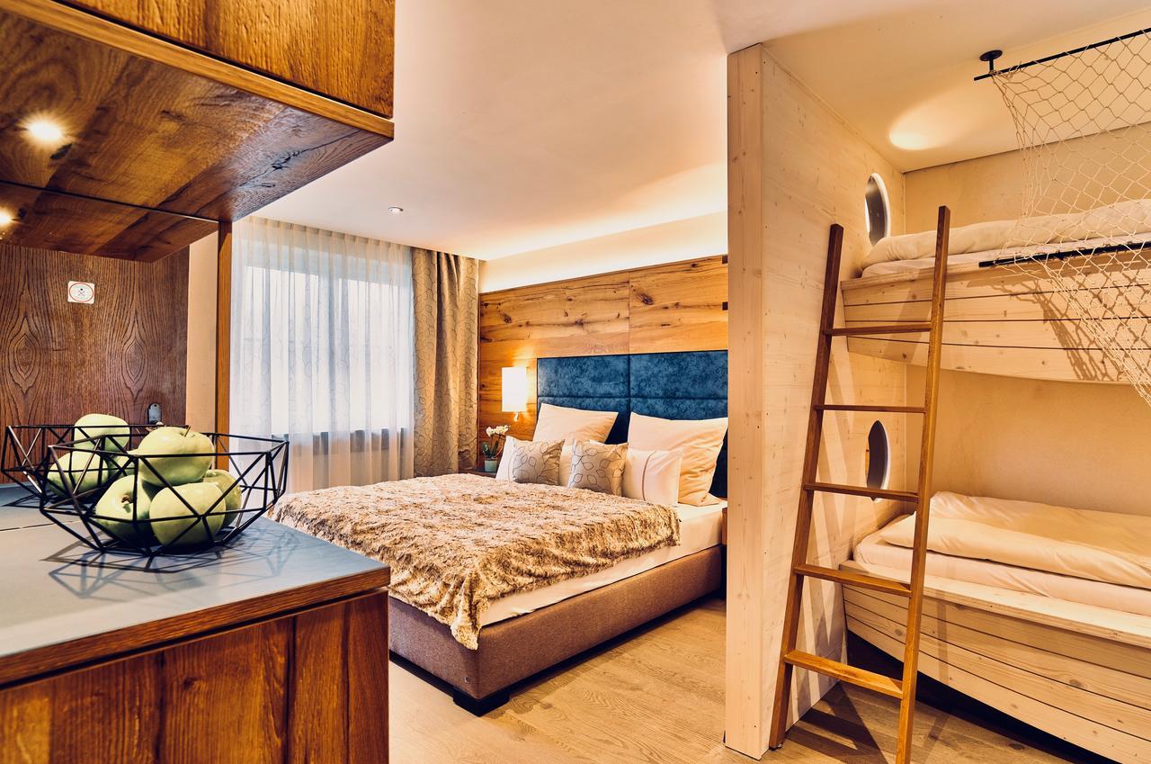 Landgasthof Moser & Restaurant Bootshaus Windorf  Екстер'єр фото